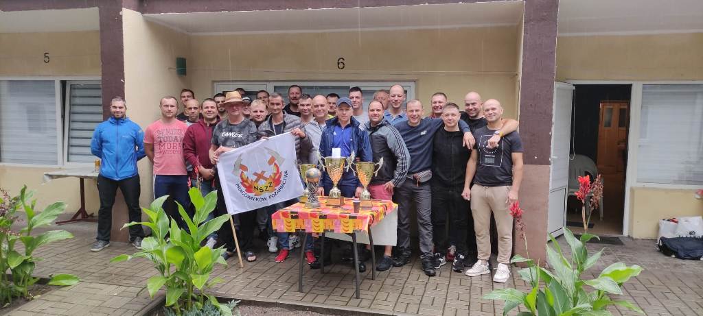 12 - 09 -  2022 - Drużyna z KP PSP Śrem zwycięzcą IX OTWARTEGO TURNIEJU PIŁKI NOŻNEJ NSZZ PP