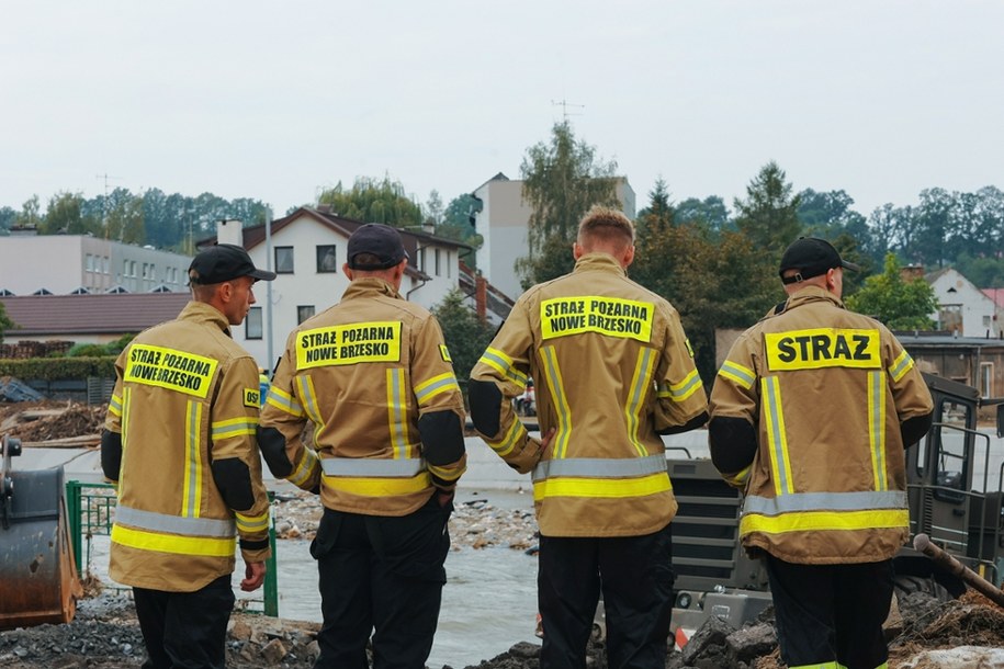 25 - 10 - 2024 - Jak pomóc tym, którzy nam pomagają? Mundurowi walczą ze stresem i wypaleniem zawodowym - źródło - twojezdrowie.rmf24.pl (...)