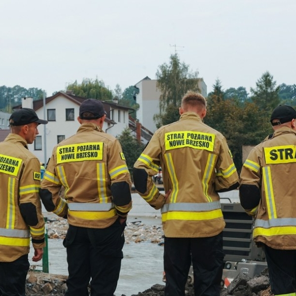 25 - 10 - 2024 - Jak pomóc tym, którzy nam pomagają? Mundurowi walczą ze stresem i wypaleniem zawodowym - źródło - twojezdrowie.rmf24.pl (...)