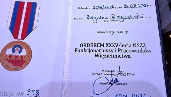 26 - 04 - 2026 - Przewodniczący Wielkopolskiego Zarządu Wojewódzkiego NSZZPP brał udział w uroczystych Okręgowych obchodach XXXV lecie NSZZFiPW (...)